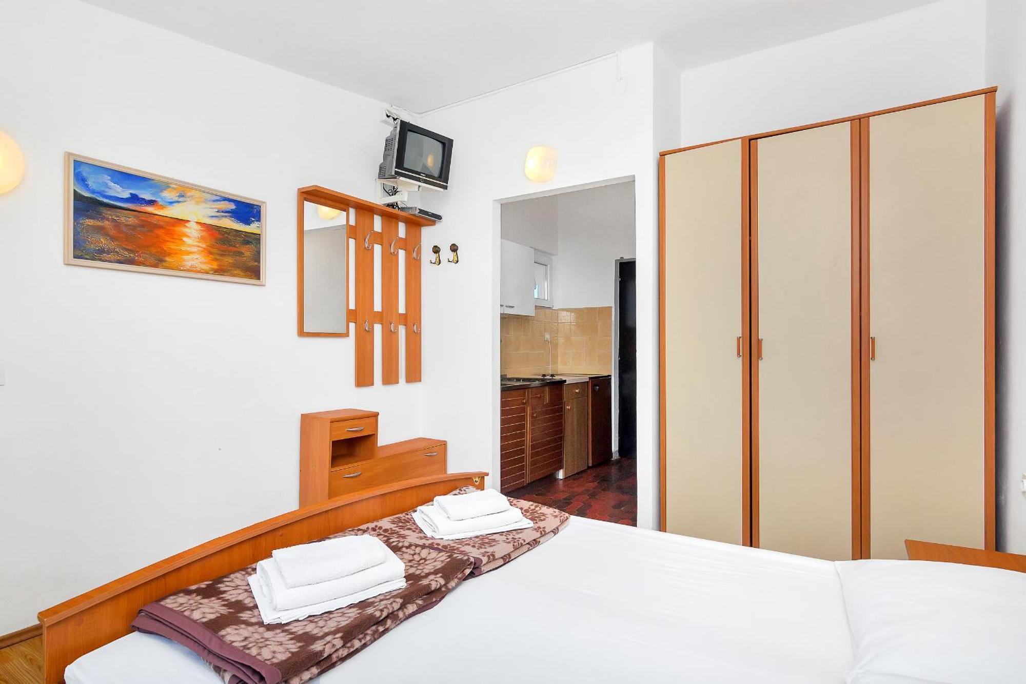 Apartmani Cico Gdinj Exterior foto